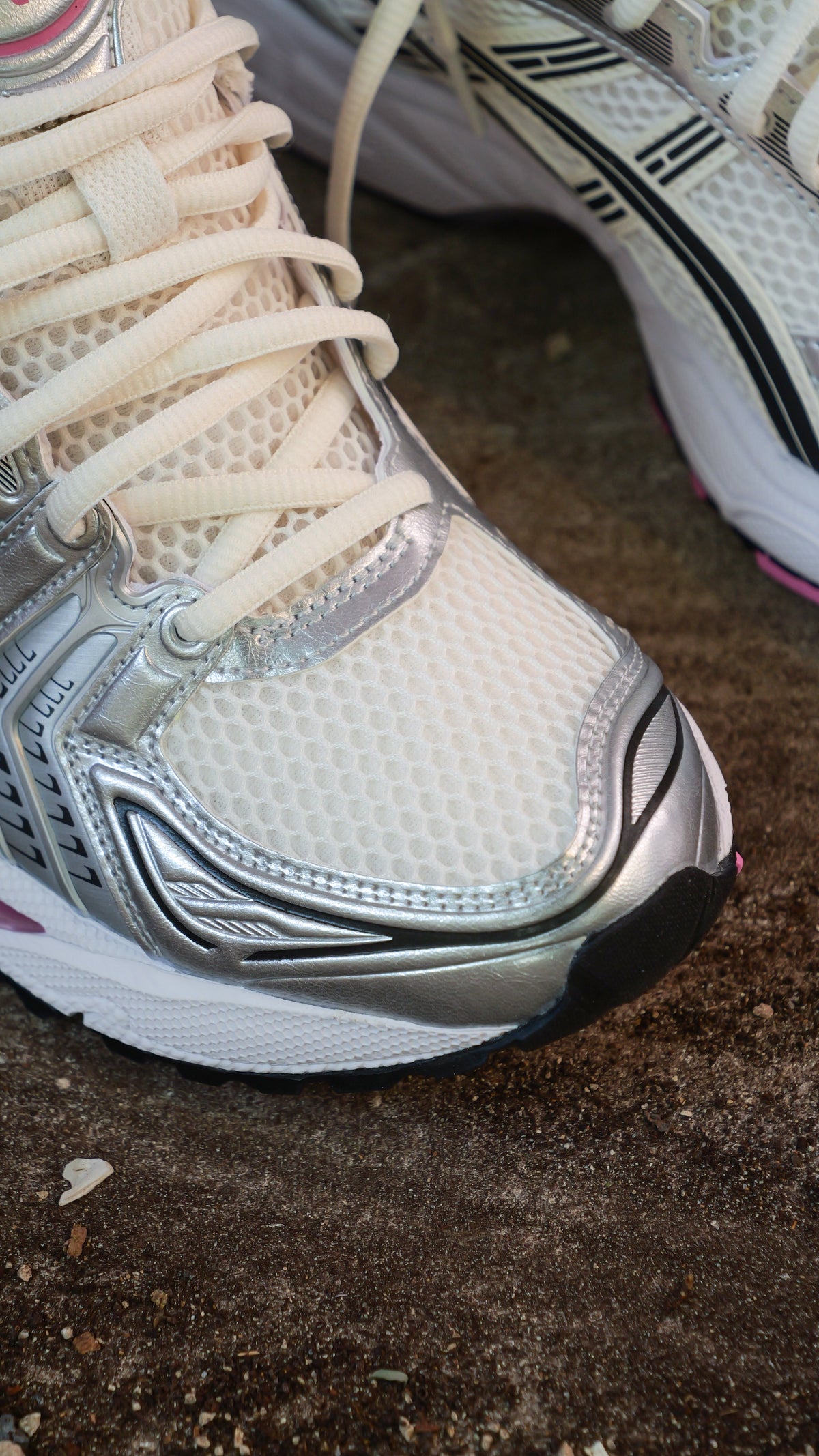 Mens Asics Gel-Kayano 14 (Cream/Sweet Pink)