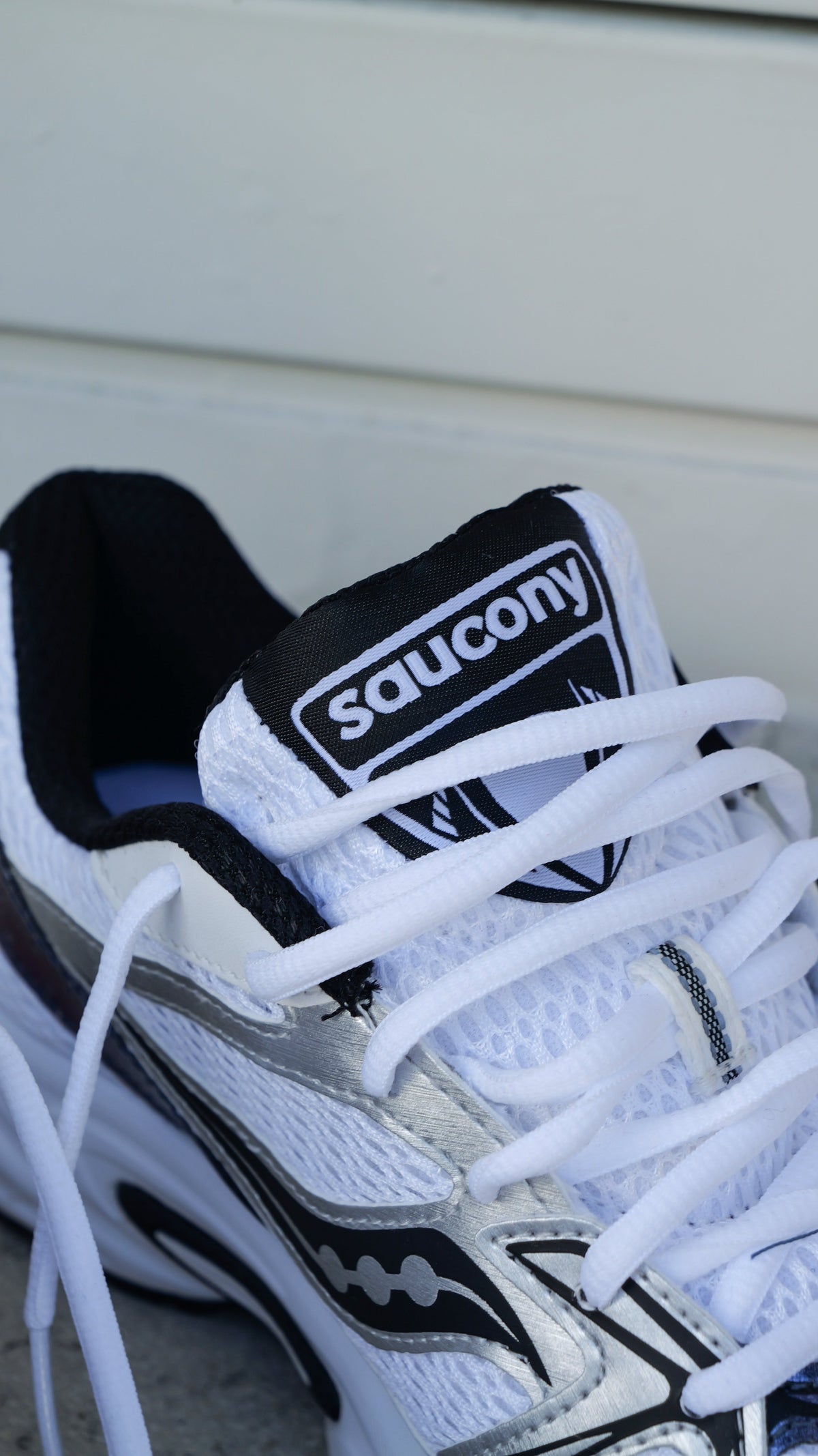 Mens Saucony Ride Millennium (White/Nightsky)