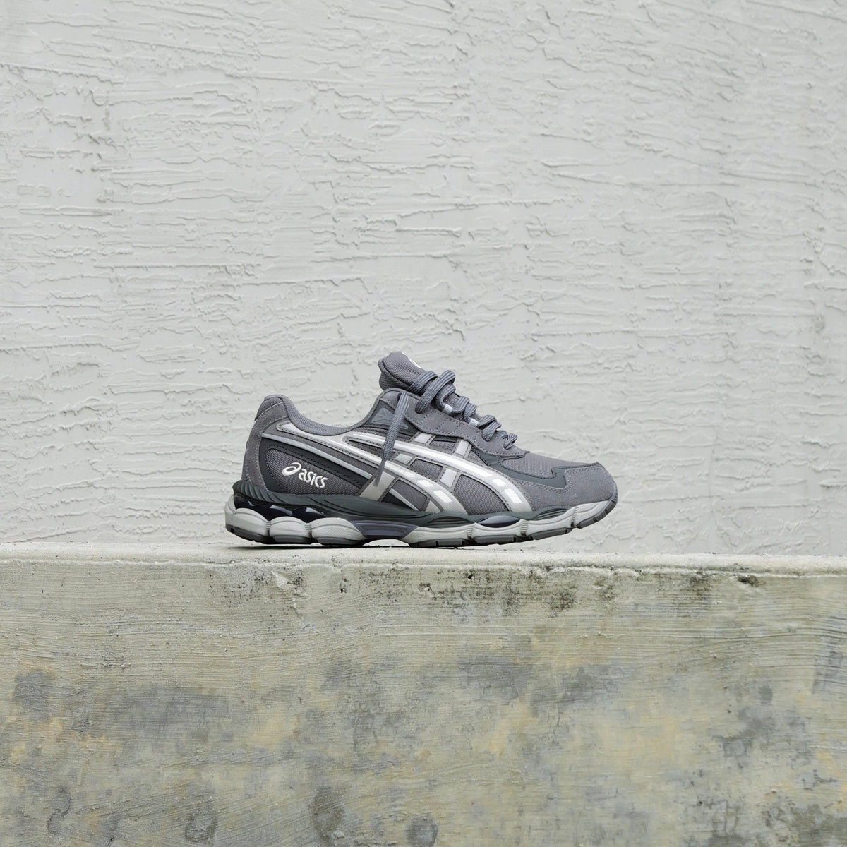 Mens Asics Gel-NYC 2055 (Carbon/Cement)