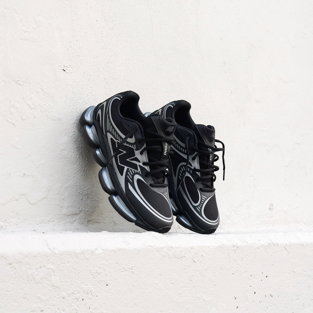 New Balance Abzorb 2000 (Black/Silver)