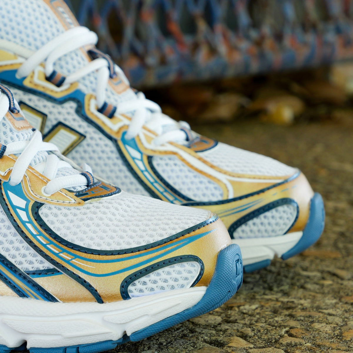 Mens New Balance 740 (Heron Blue/Metallic Gold) - U740HB2