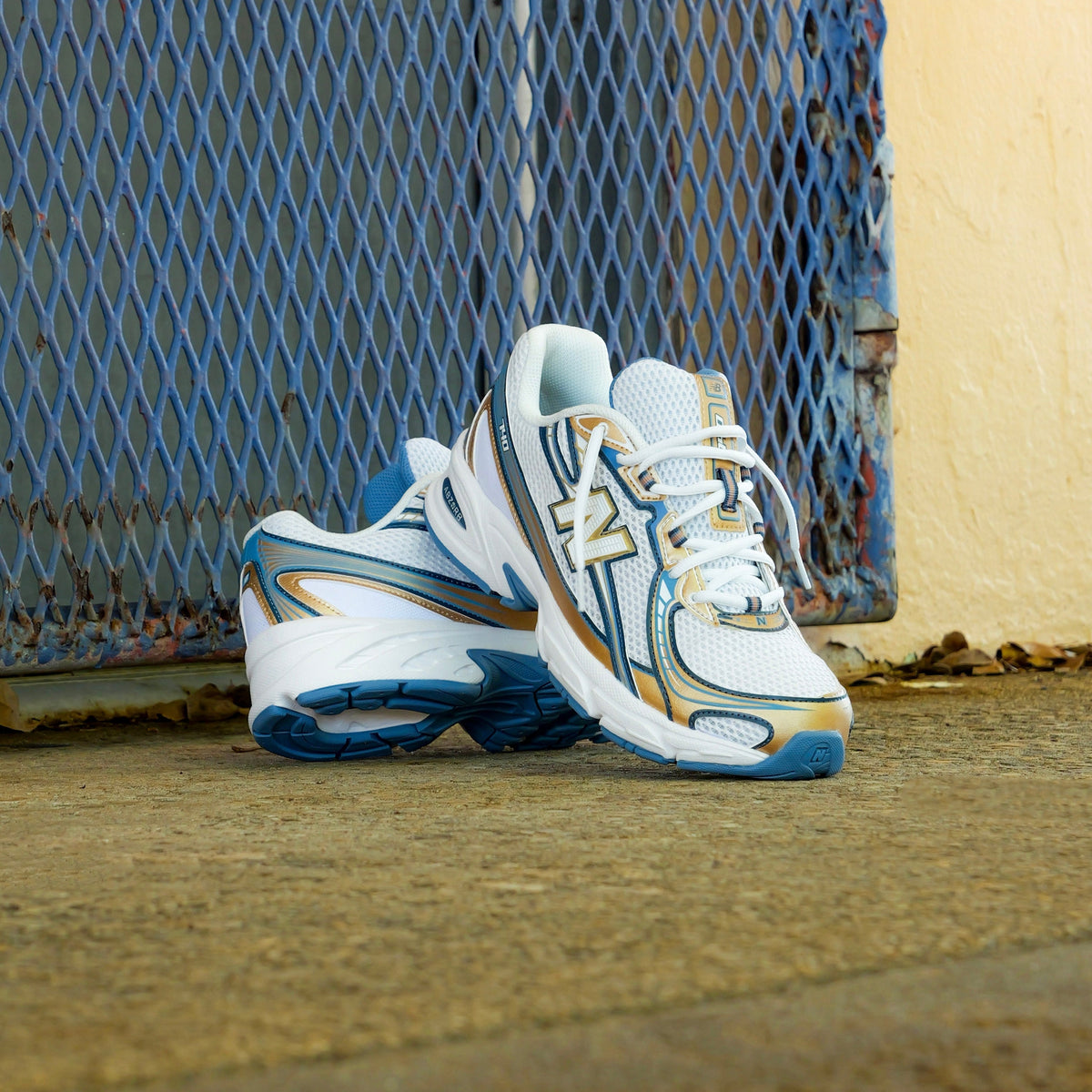 Mens New Balance 740 (Heron Blue/Metallic Gold) - U740HB2