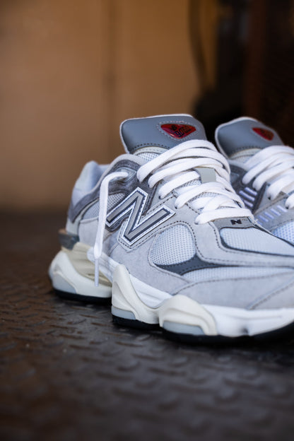 Mens New Balance 9060GRY (Grey/Grey)