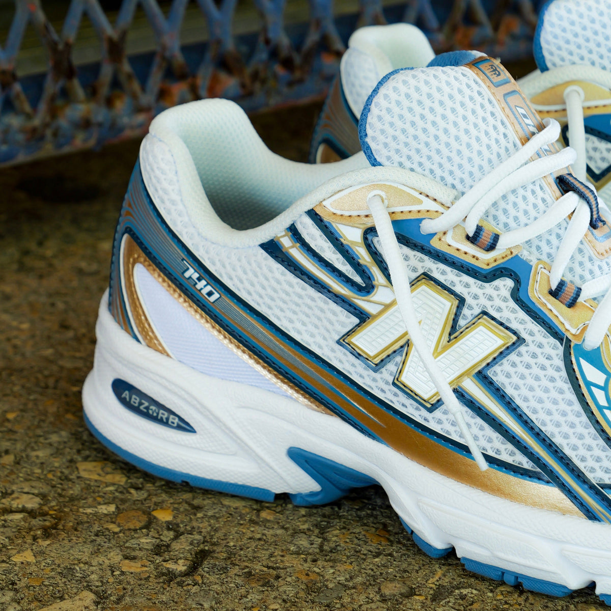 Mens New Balance 740 (Heron Blue/Metallic Gold) - U740HB2