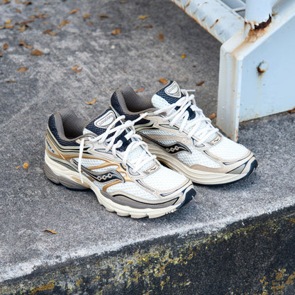 Mens Saucony ProGrid Omni 9 (Gold)