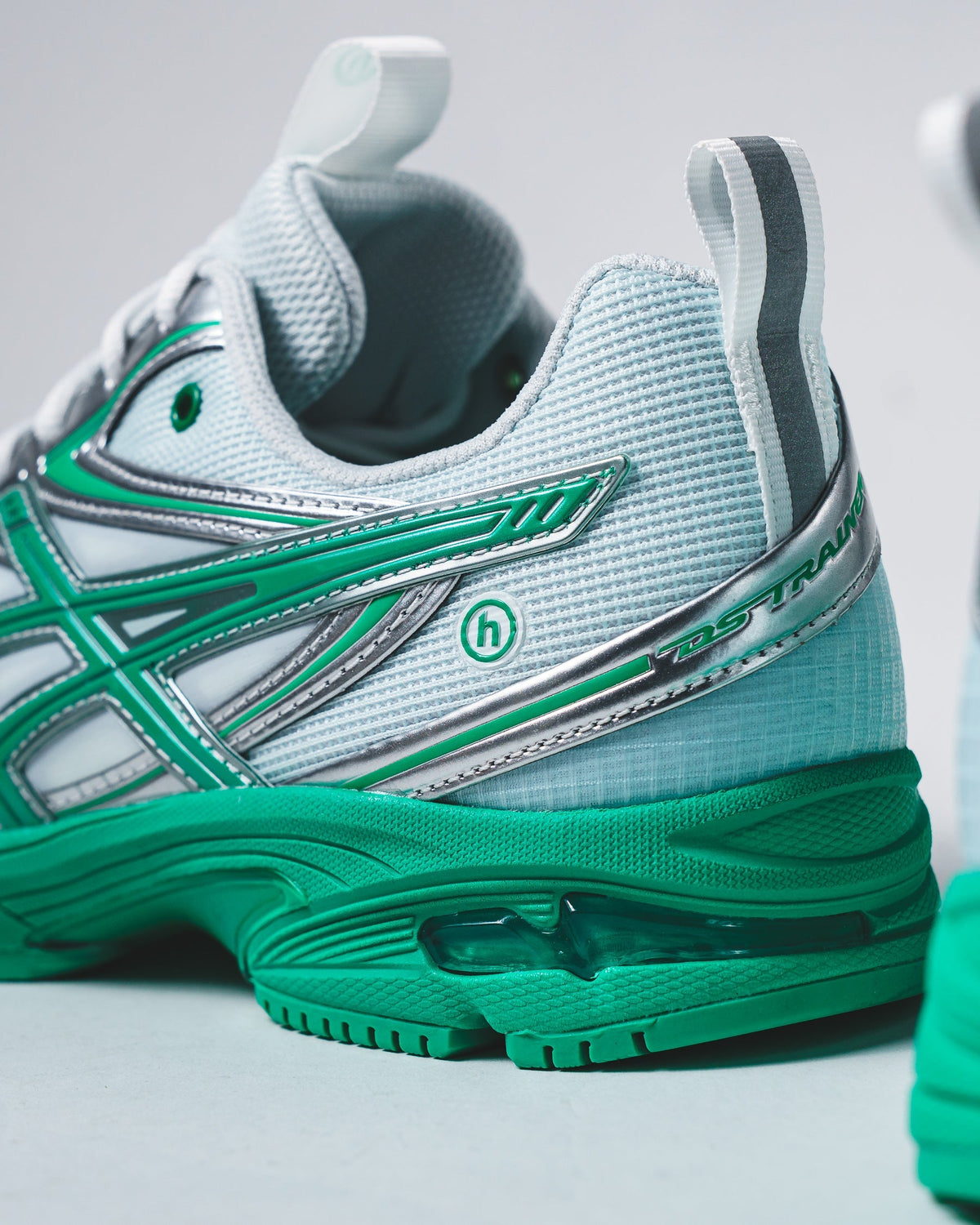 Asics x Hidden NY Men Gel-DS Trainer 14 White Blarney 1203A974-100
