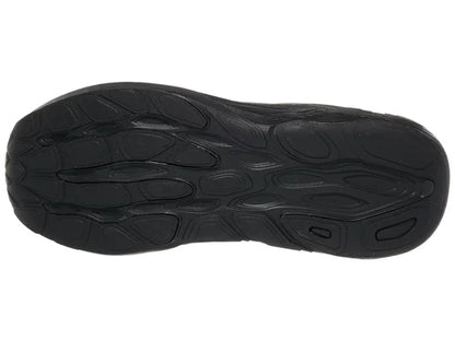 New Balance | Fresh Foam X 880 v15 | Men's | Black/Black