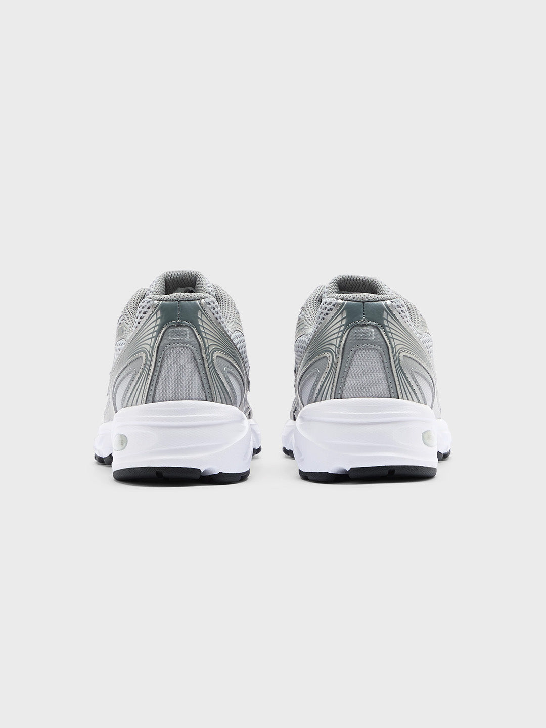 New Balance 740 Sneakers | Castlerock/Silver Metallic