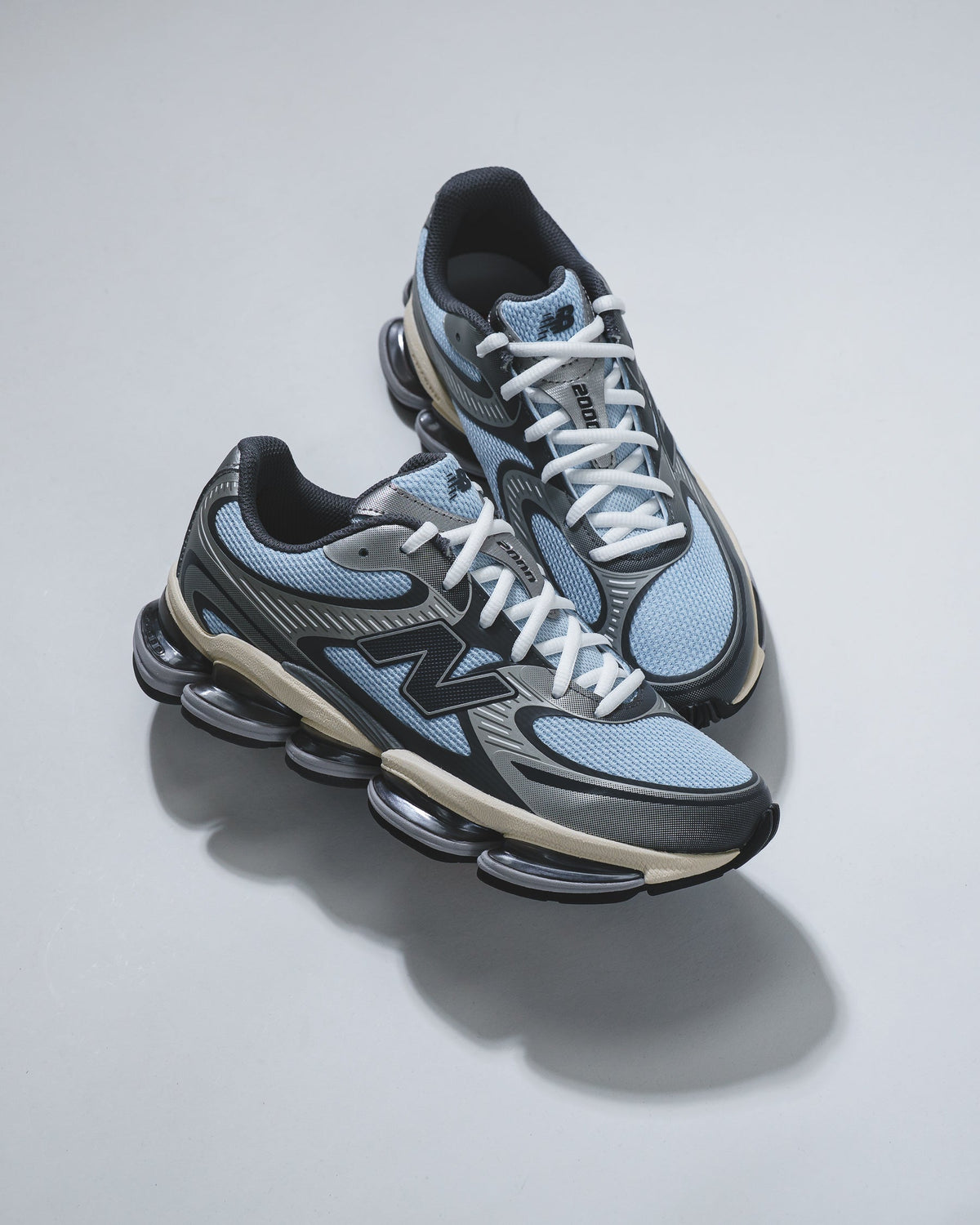 New Balance Unisex Abzorb 2000 Light Chrome Blue Silver Metallic U2000BA