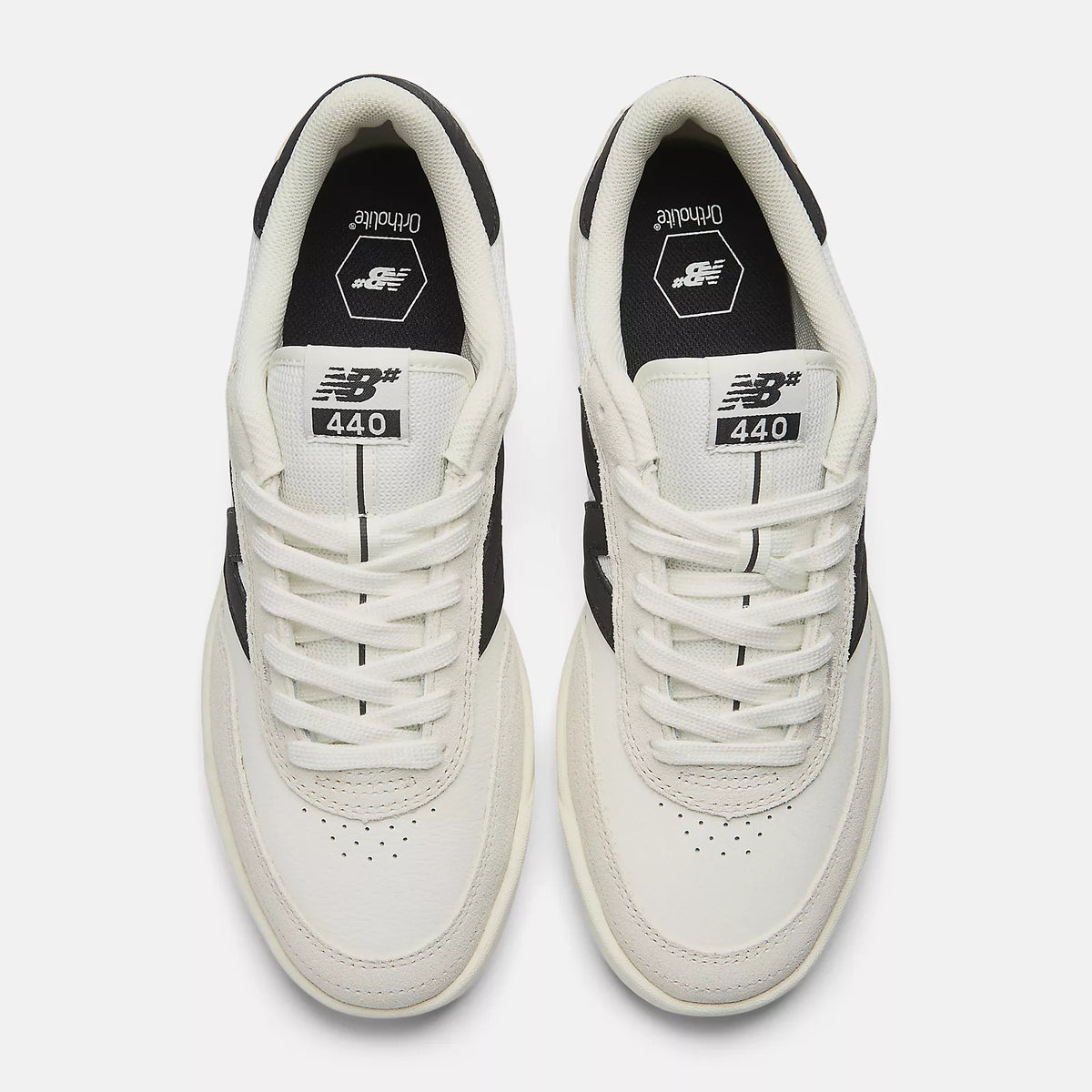 New Balance Numeric 440 V2 WIDE Sea Salt/Black Shoes