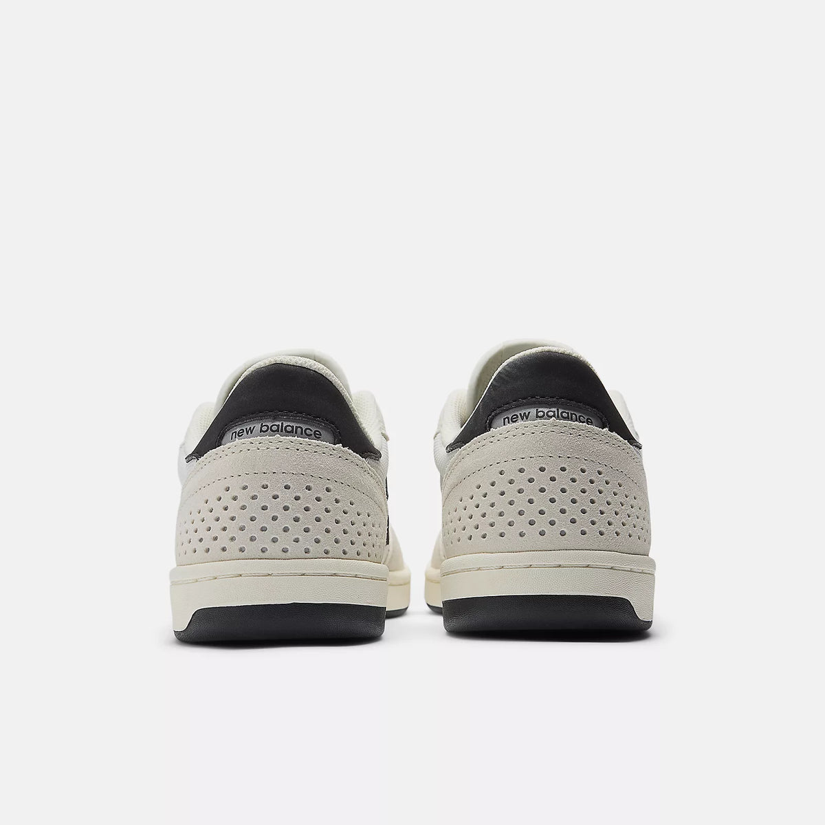 New Balance Numeric 440 V2 WIDE Sea Salt/Black Shoes