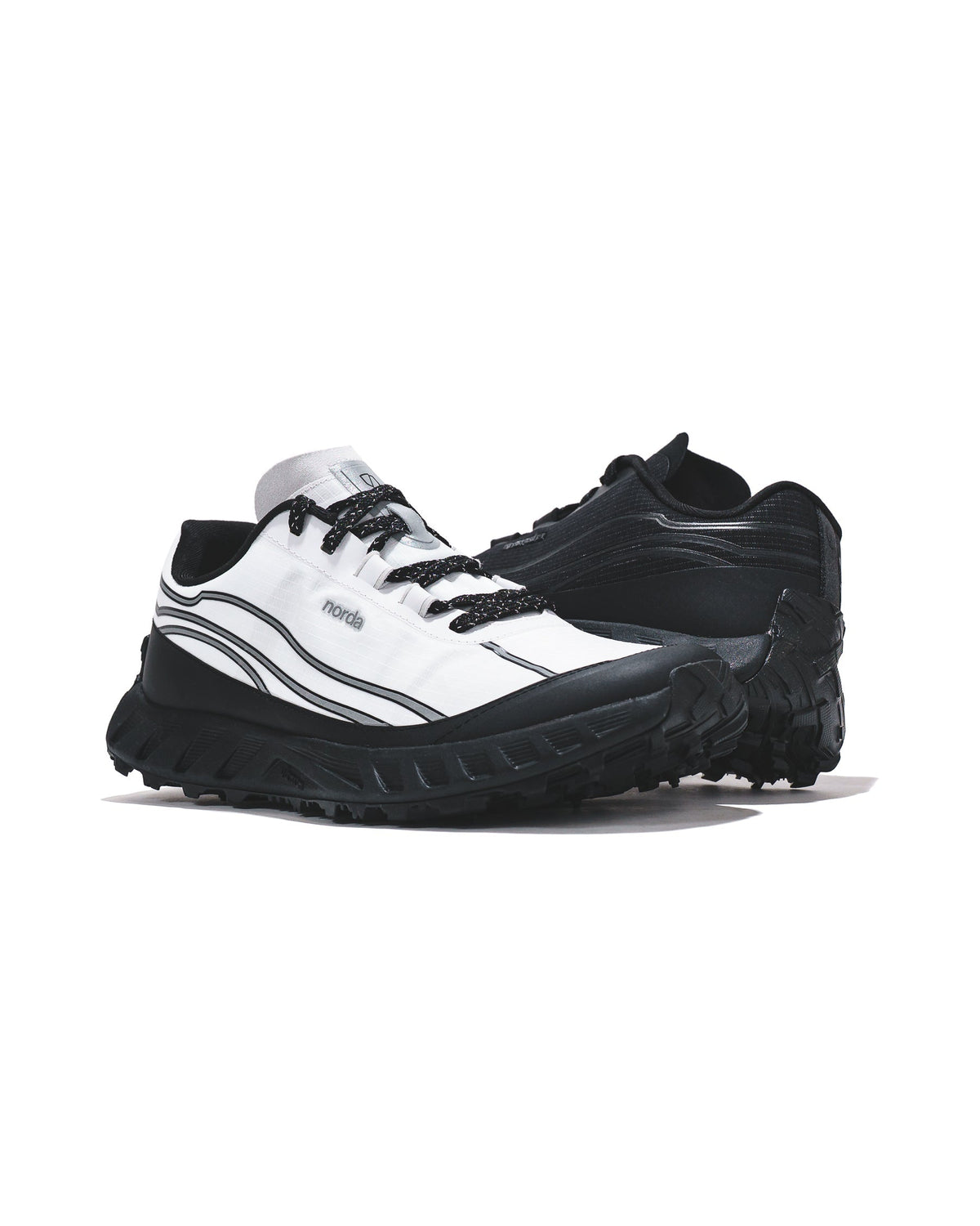 Norda Men 002 Stealth Black