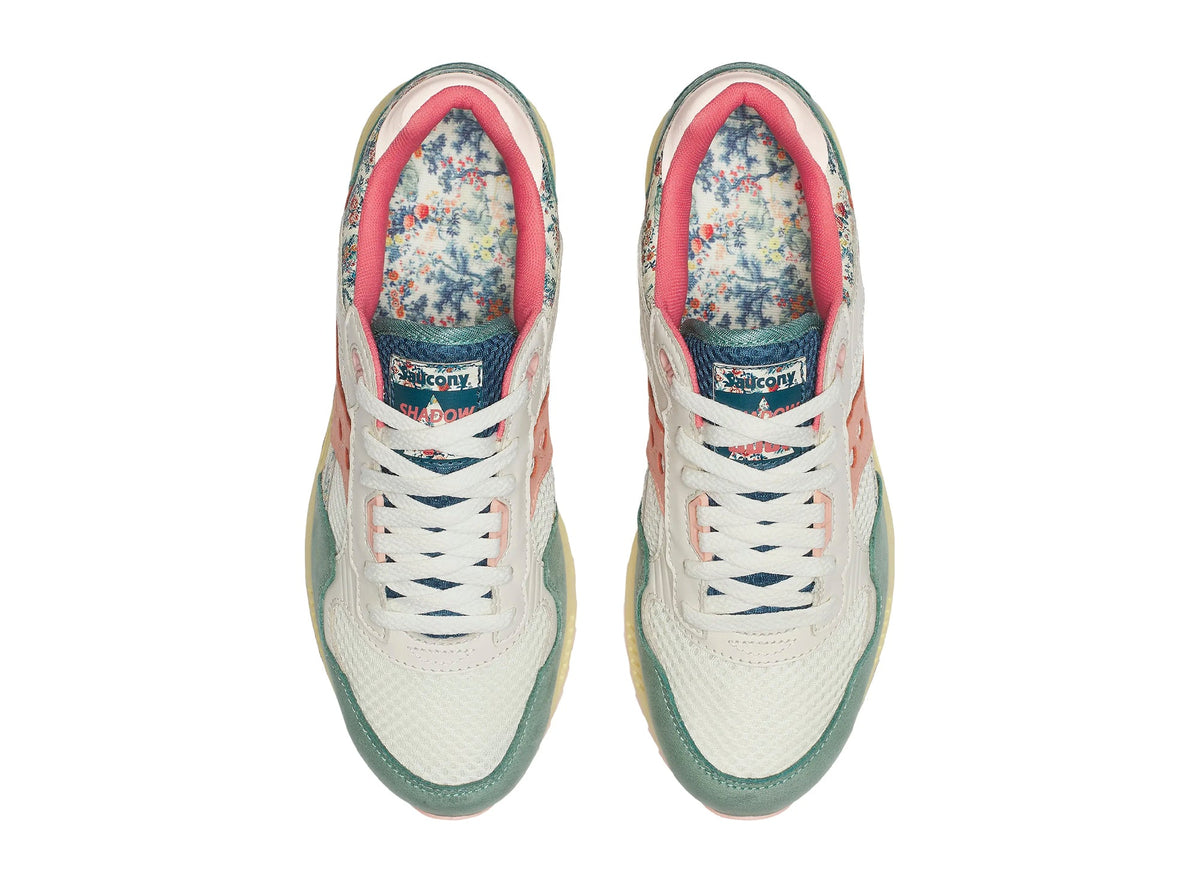 Saucony Shadow 5000 in Beige / Blue
