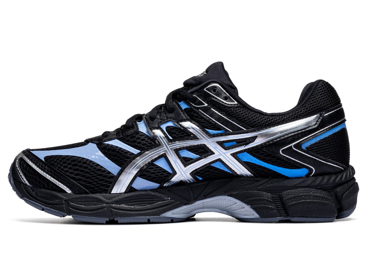 Asics Gel-Cumulus 16 in 'Black / Pure Silver'