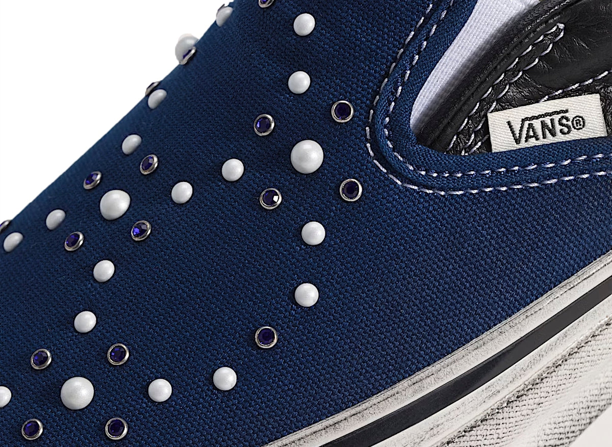 Vans LX Classic Slip-On 98 Pearlized in Indigo