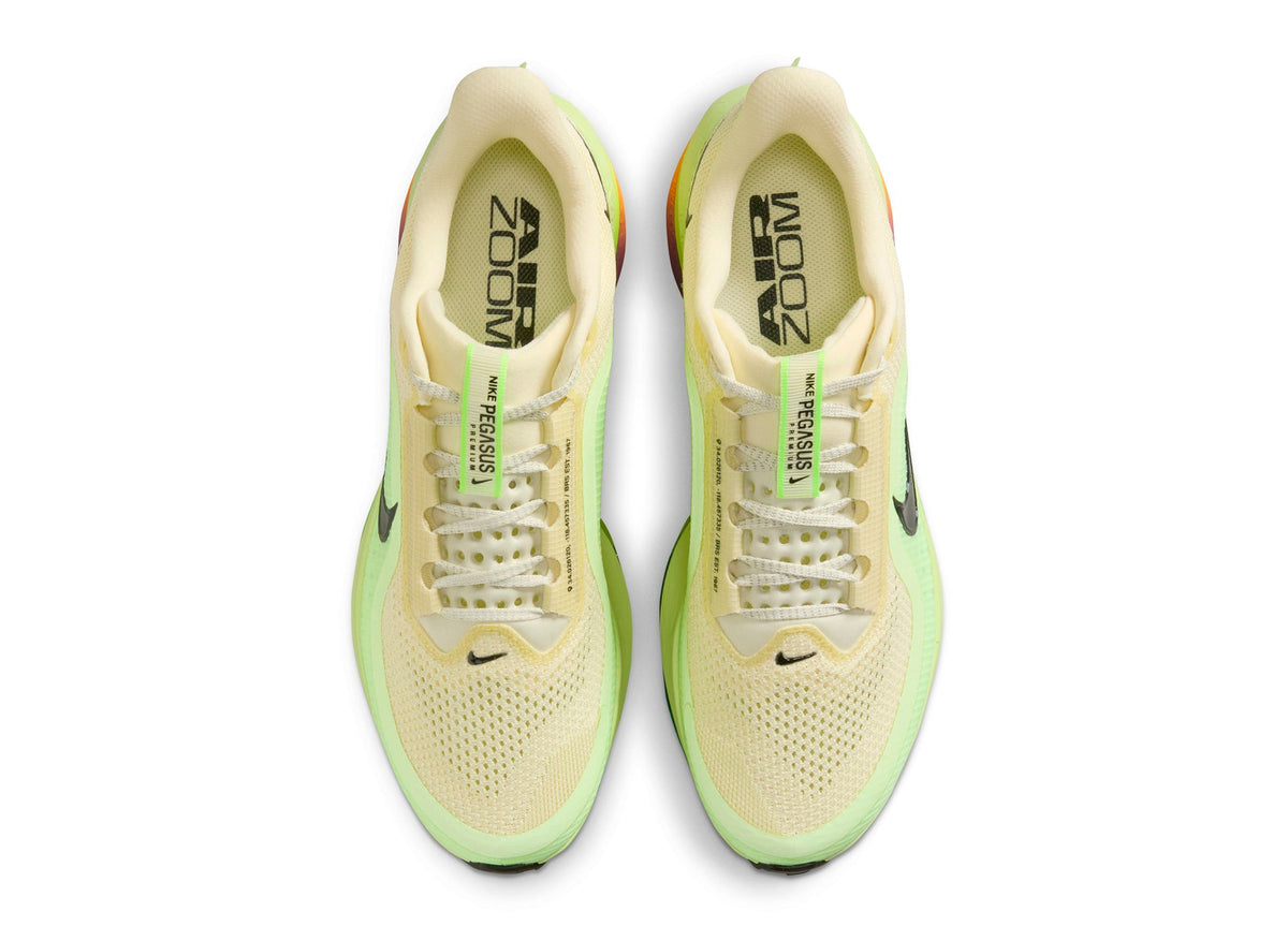 Nike Pegasus Premium in Alabaster