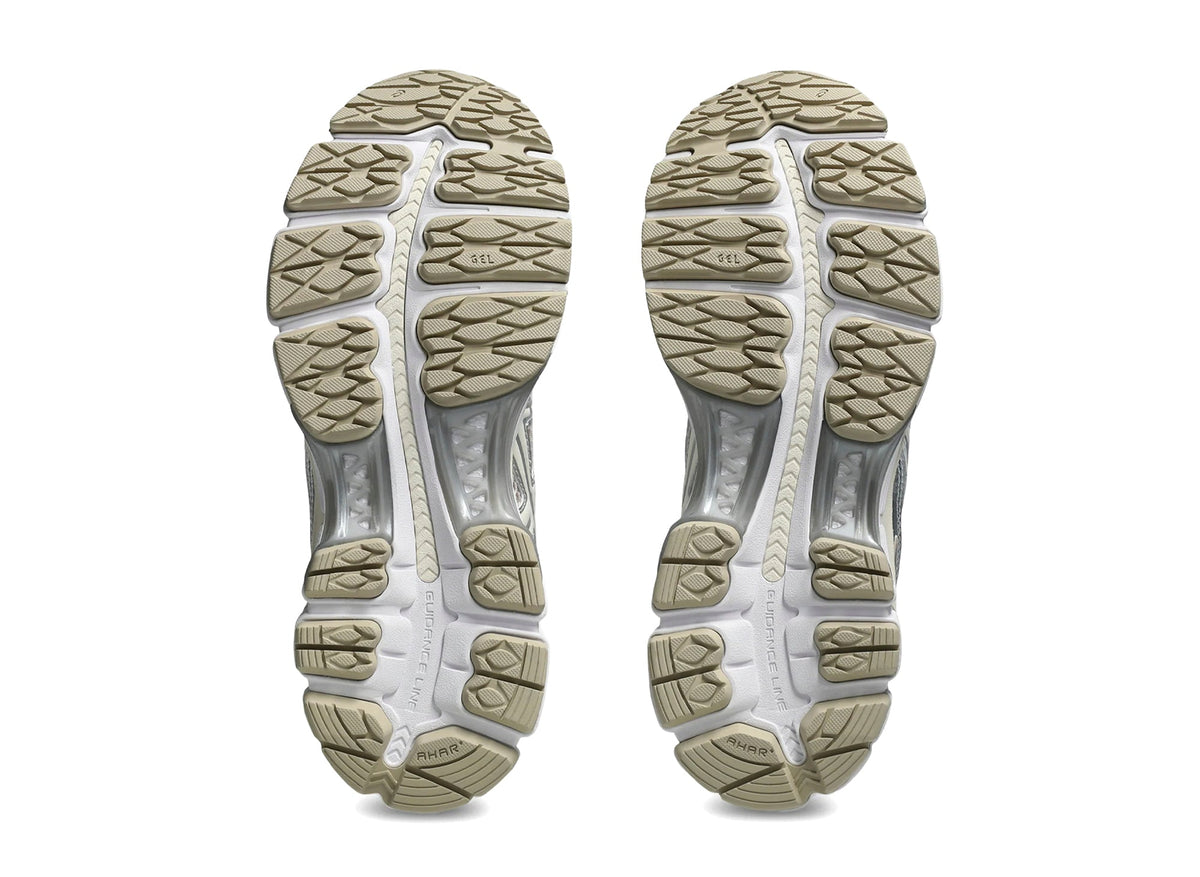 Asics Gel-Kayano 12.1 in 'Mineral Beige / Cream'