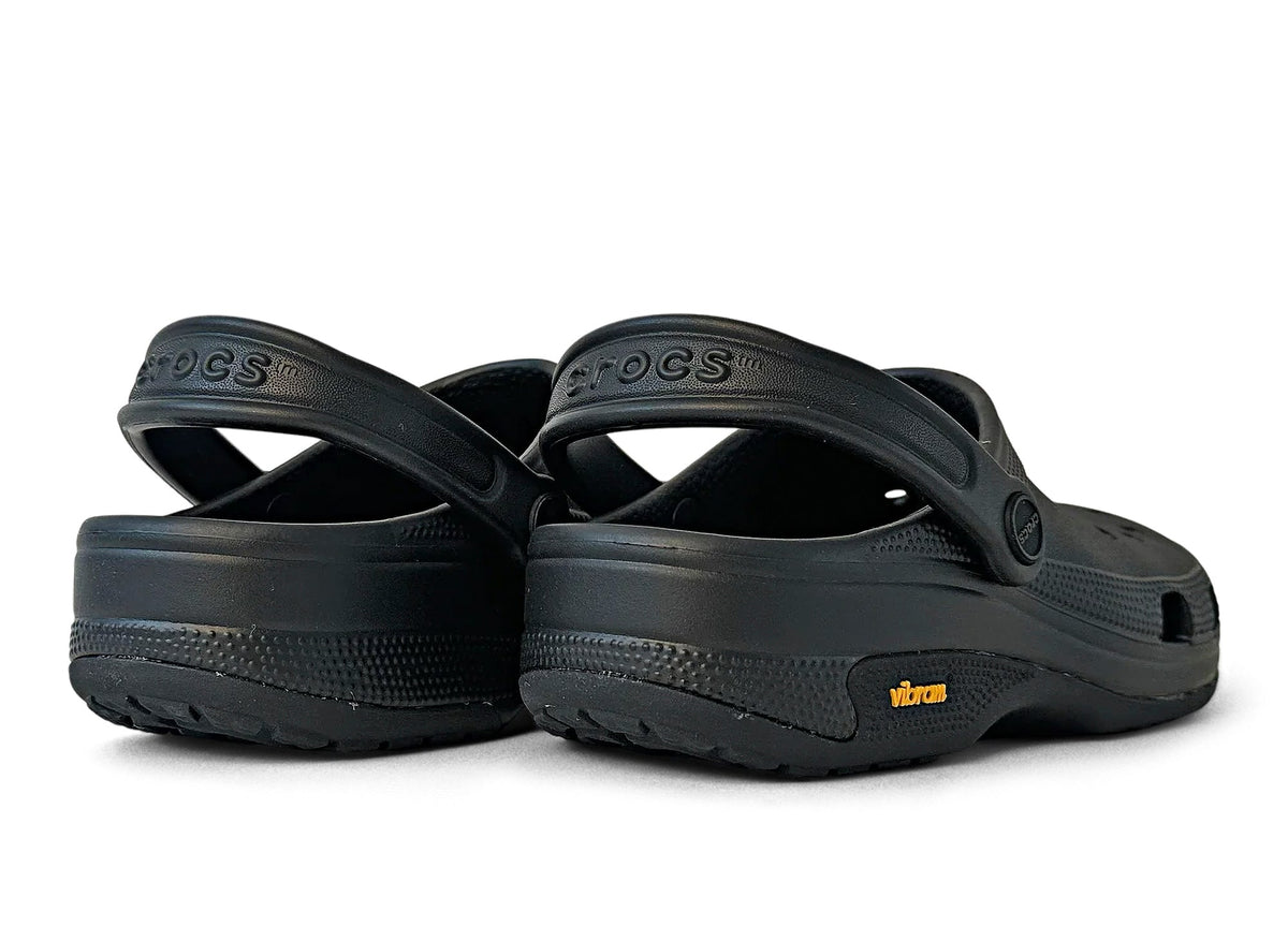 Crocs Classic EXP in Black