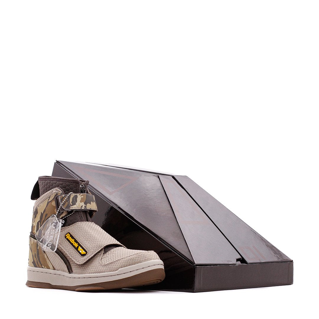 Reebok Classics Men Alien Stomper U.S.C.M Sand Black FV5052