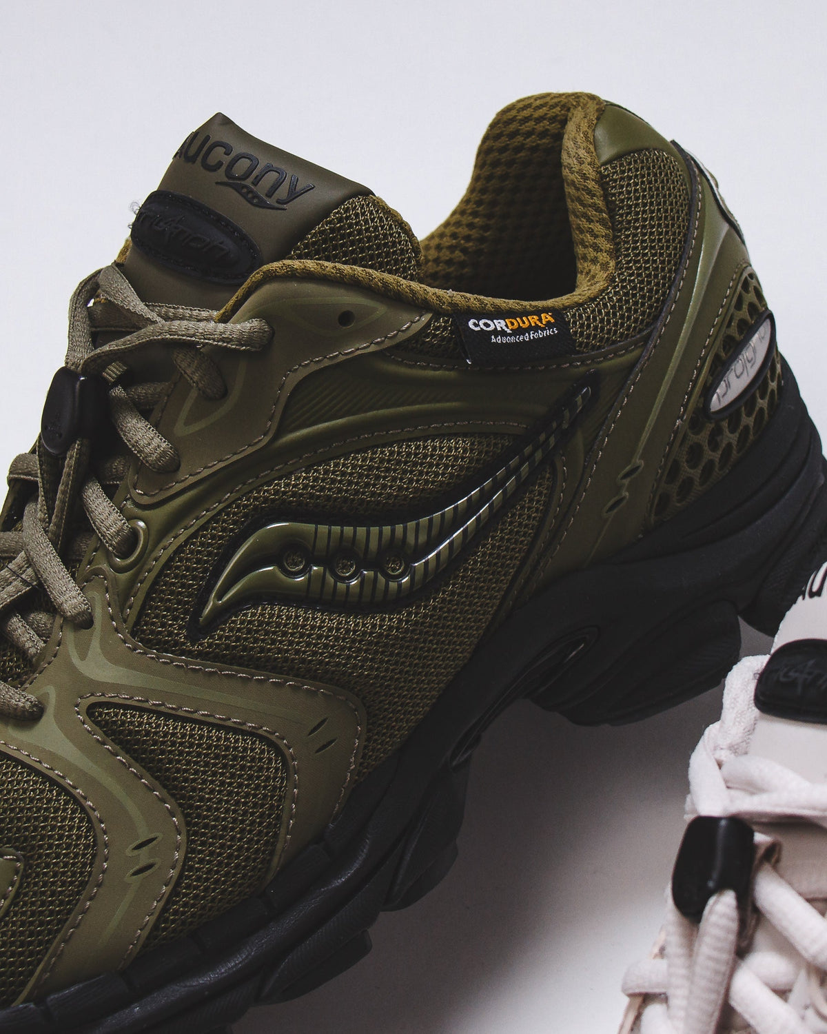 Saucony Men ProGrid Triumph 4 Gorpcore Avocado Cordura S70758-3